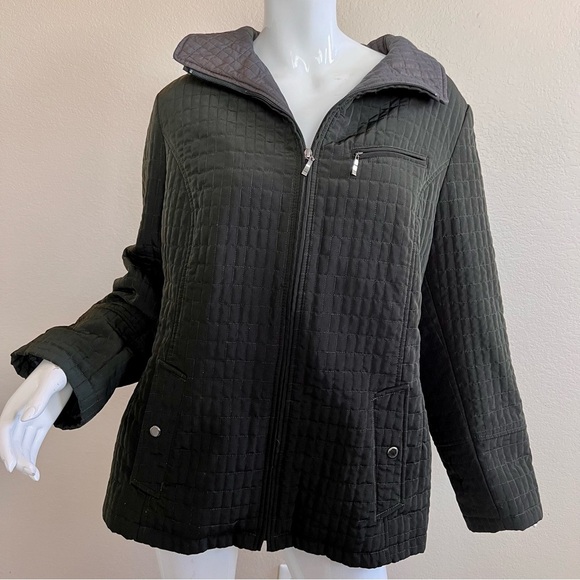 ST. John's Bay Women's Dark Green Quilted Jacket - Picture 2 of 11